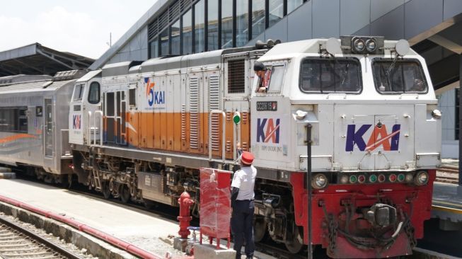 PT Kereta Api Indonesia (KAI)