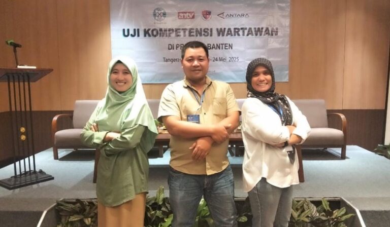 UKW Muda jajaran PJS - Lina Marlina, M. Bisri, dan Tati (.dex)
