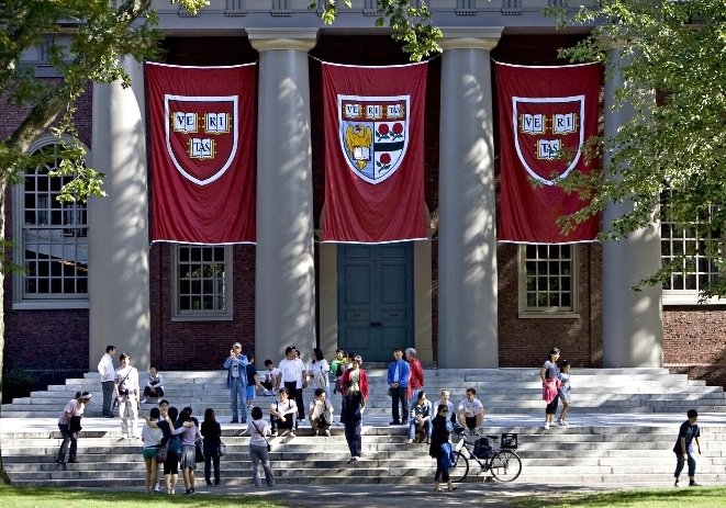 Universitas Harvard