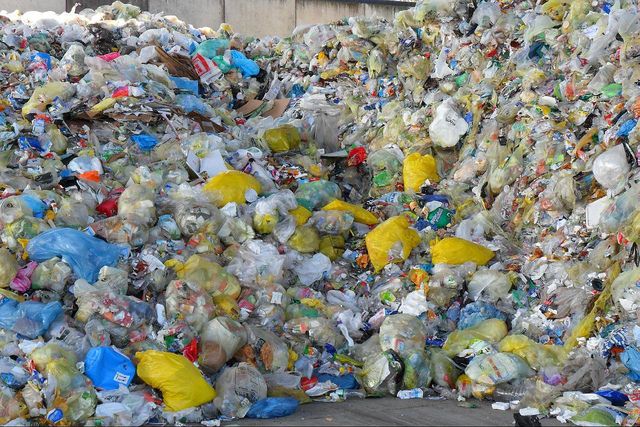pembatasan impor plastik virgin Indonesia 2025