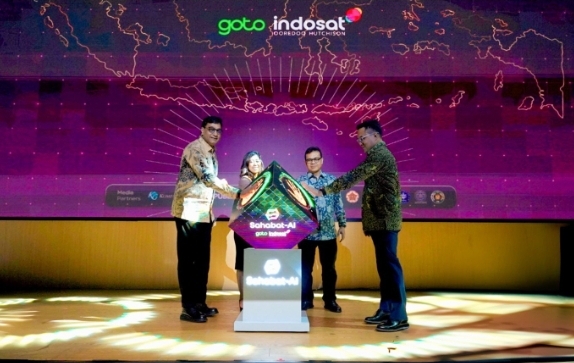 PT GoTo Gojek Tokopedia Tbk (GoTo) bersama Indosat Ooredoo Hutchison (IOH) resmi meluncurkan Sahabat-AI