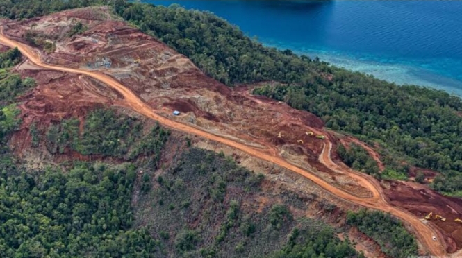 tambang nikel di Pulau Gag