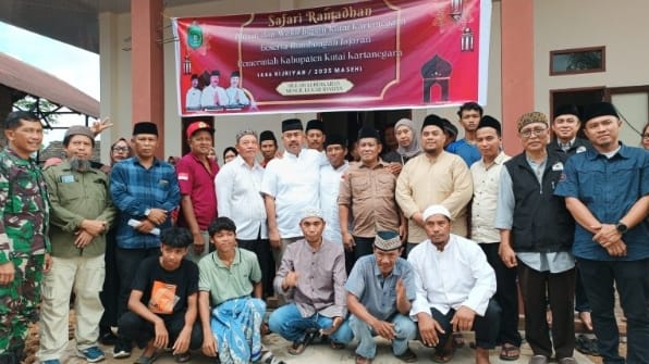 Bupati Kukar Resmikan Tempat Ibadah dan Kantor Desa di Loa Kulu