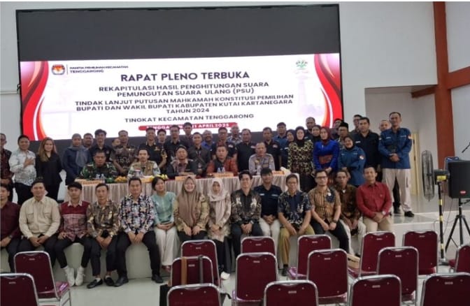 PPK Tenggarong Rekapitulasi Hasil PSU 12 Kelurahan dan 2 Desa