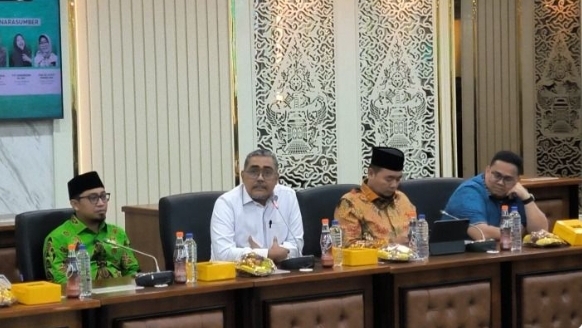 Ketua Fraksi Partai Kebangkitan Bangsa (PKB) Jazilul Fawaid dalam diskusi yang digelar PKB di Gedung DPR RI