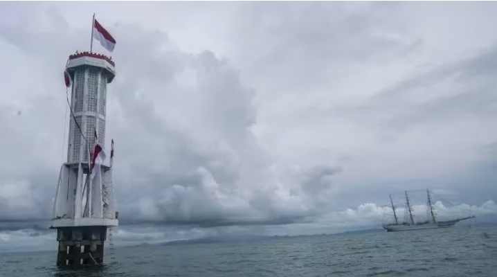 KRI Bima Suci di Perairan Ambang Batas Laut (Ambalat), Nunukan, Kalimantan Utara