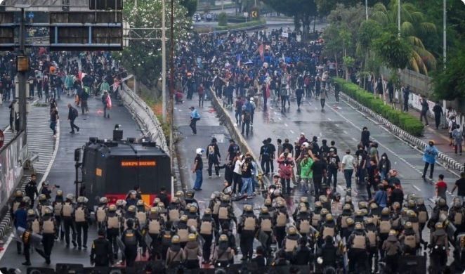 Suasana aksi 28 Agustus 2025 di kawasan Senayan, Jakarta,