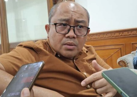 Dr Novel Tyty Paembonan