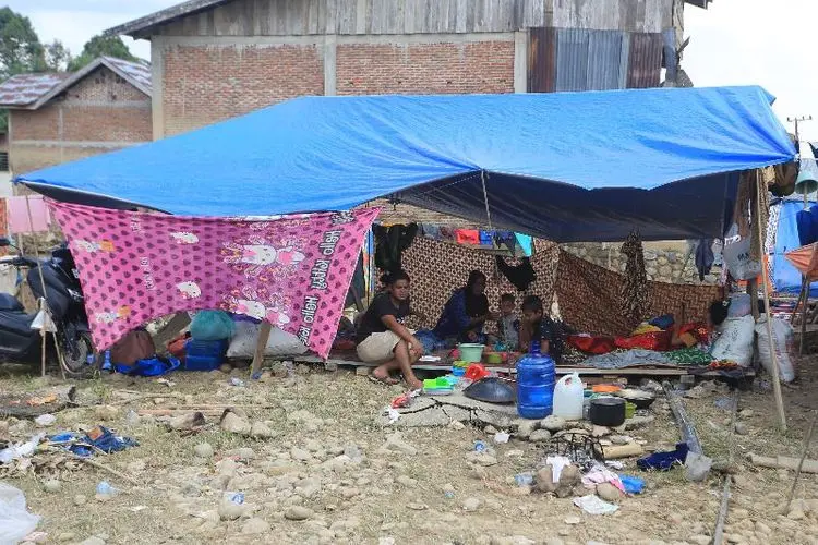 Krisis Kesehatan Hantui Pengungsian Aceh Pascabanjir Krisis Kesehatan Hantui Pengungsian Aceh Pascabanjir