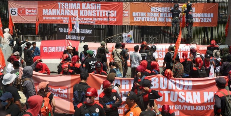 Gaduh Ijazah dan Politik Adu Domba Ijazah dan politik