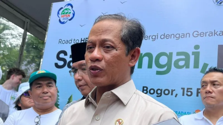 Menteri LH: Indonesia Dikepung Tiga Krisis