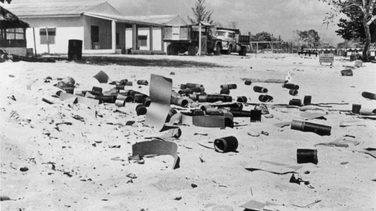 Kegagalan invasi berujung trauma mendalam